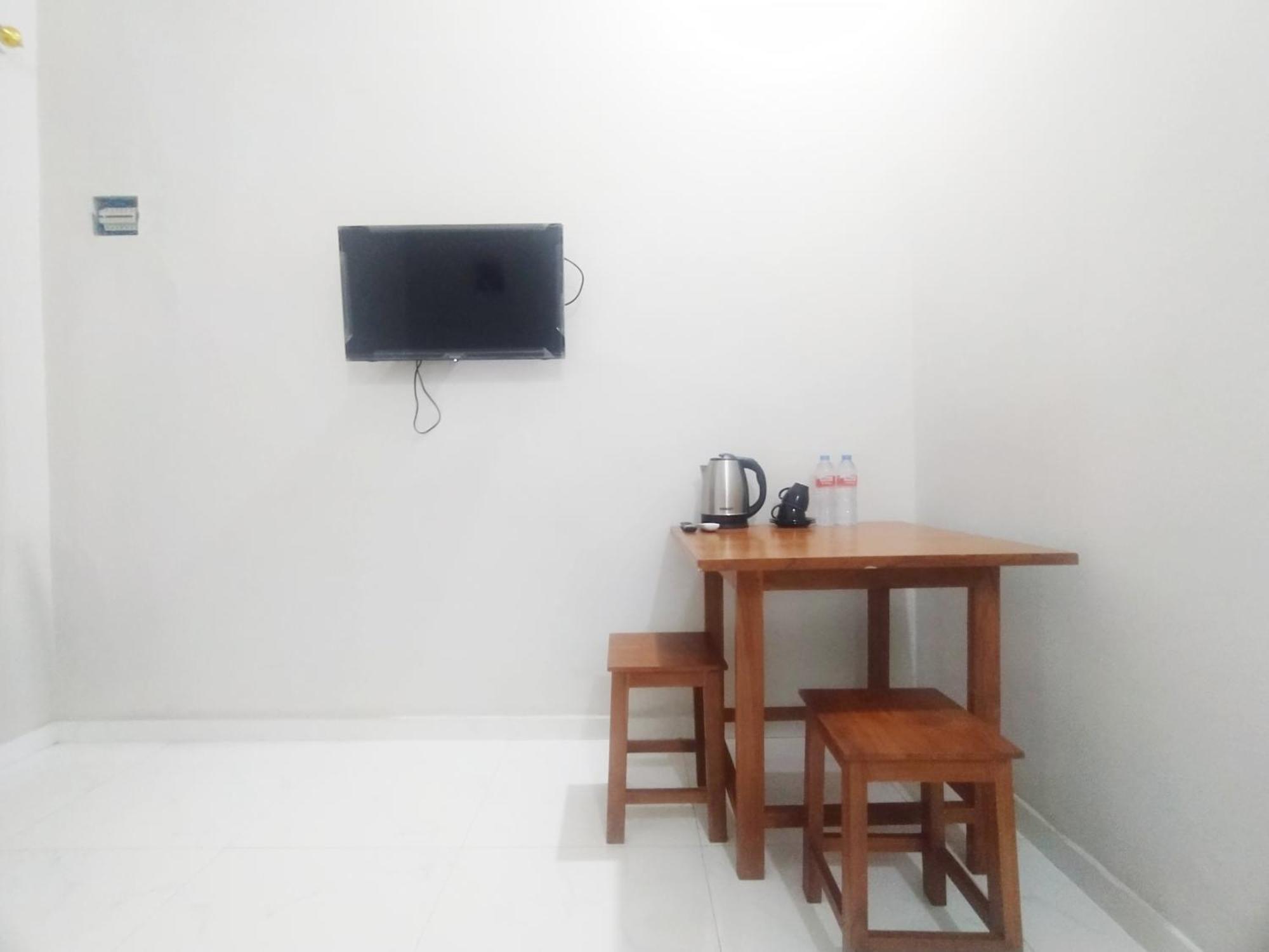 Hotel Reddoorz Syariah Near Stasiun Purwokerto Esterno foto