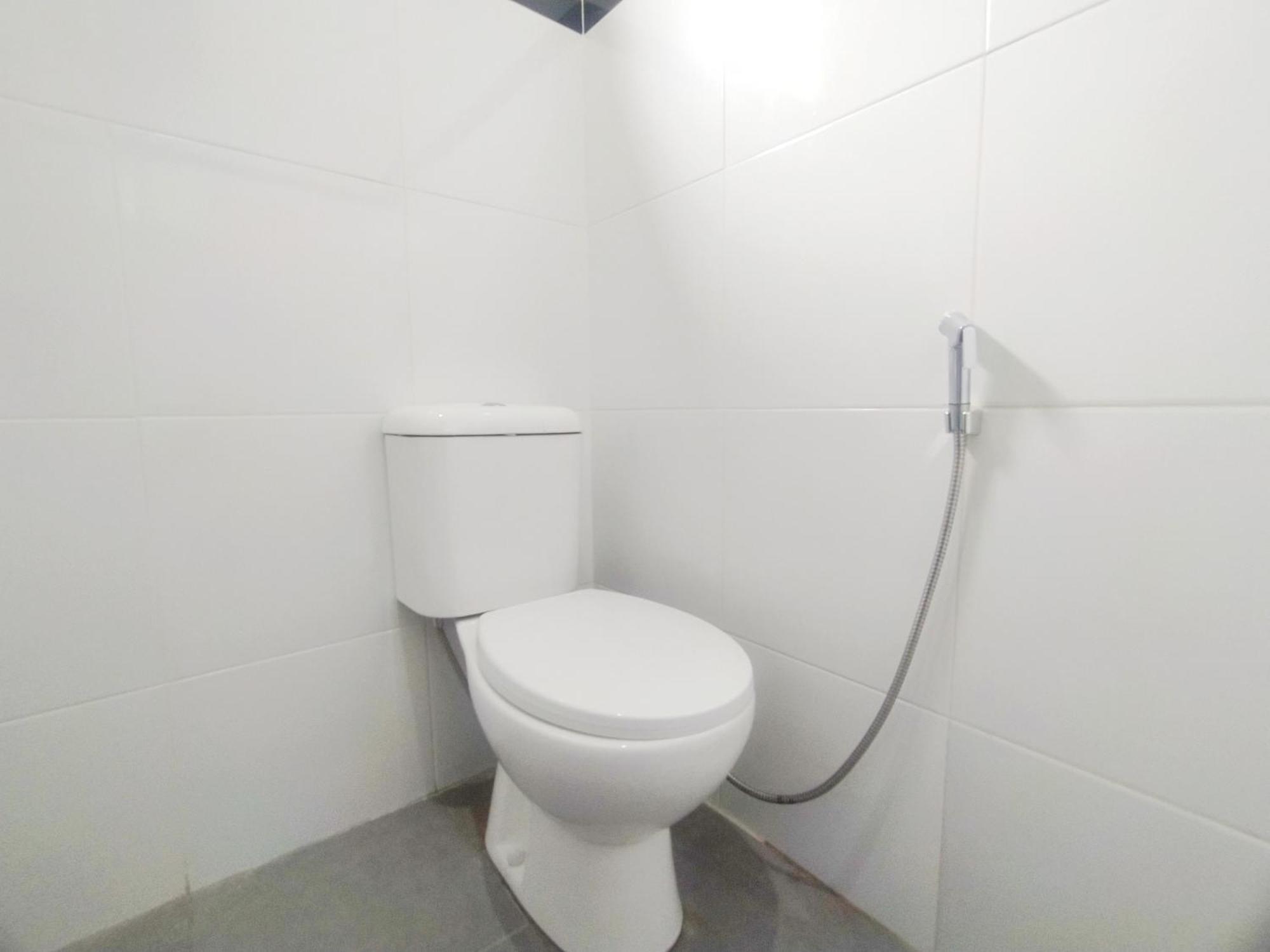 Hotel Reddoorz Syariah Near Stasiun Purwokerto Esterno foto